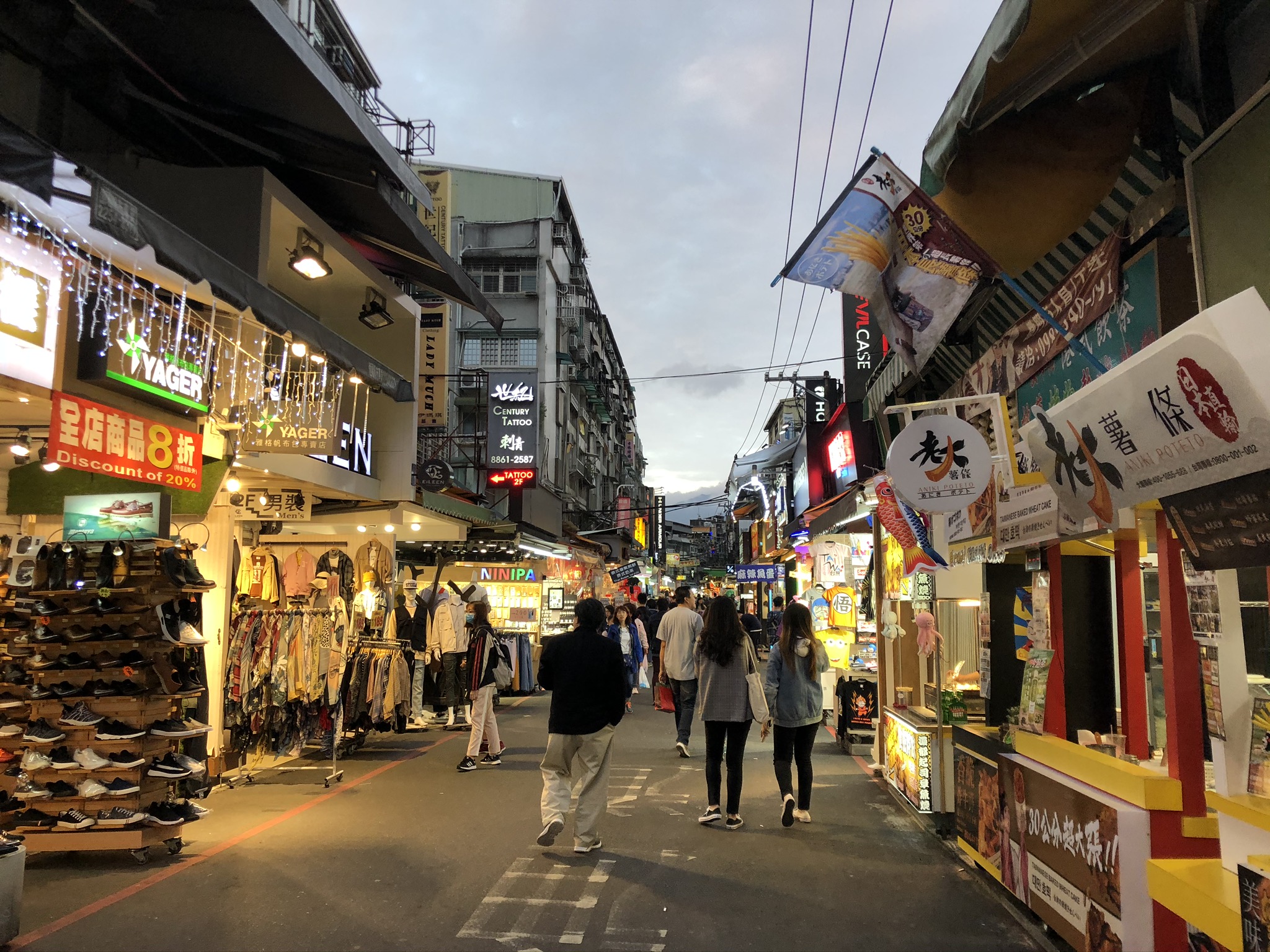 night_market_1